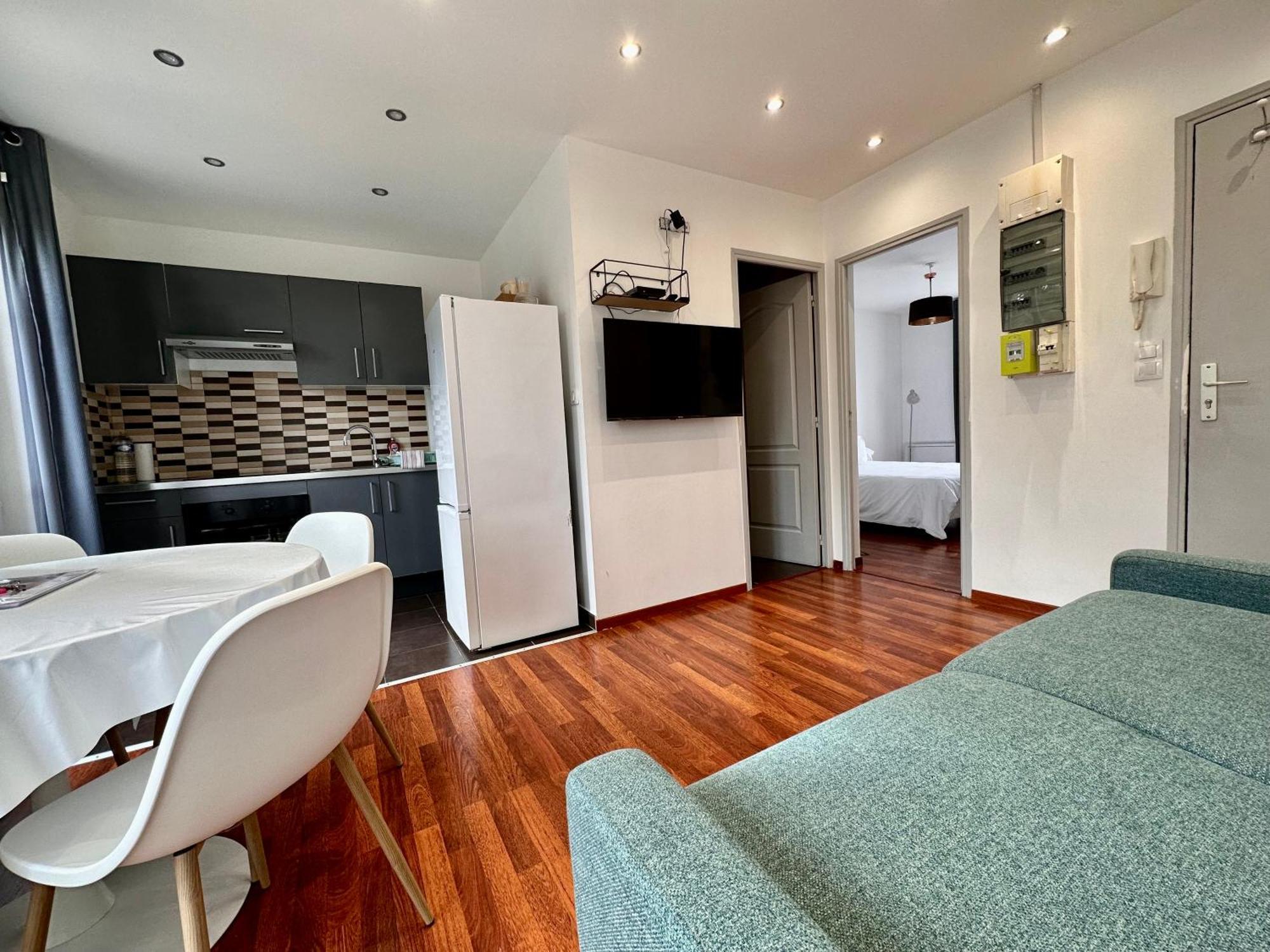 Residence 4T - 33 Bis Avenue Gaston Chauvin Aulnay-sous-Bois Kültér fotó